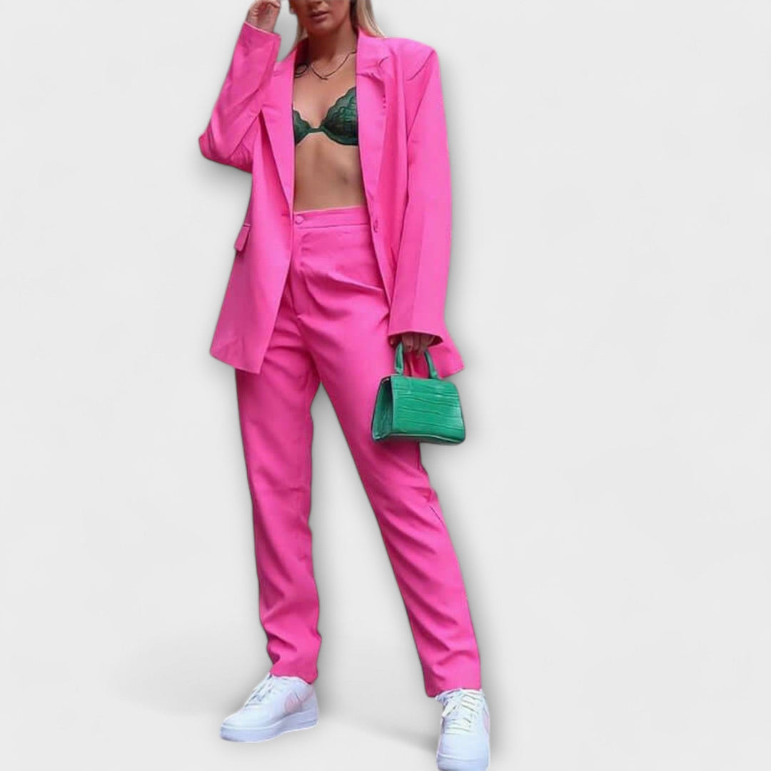 Amalia – Traje de pantalón elegante para cualquier ocasión