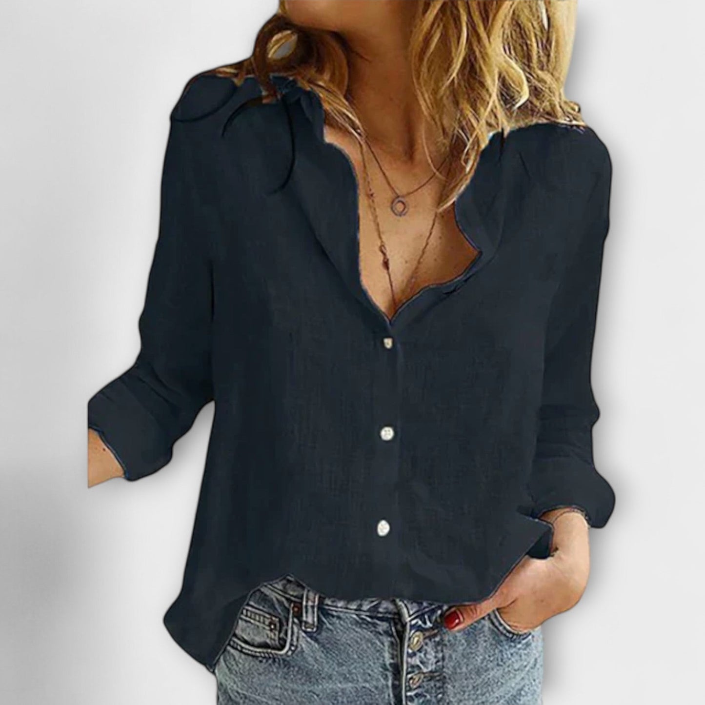 Camisa elegante para mujeres con cuello lujoso