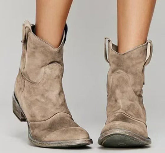 Carlota – Botas atemporales