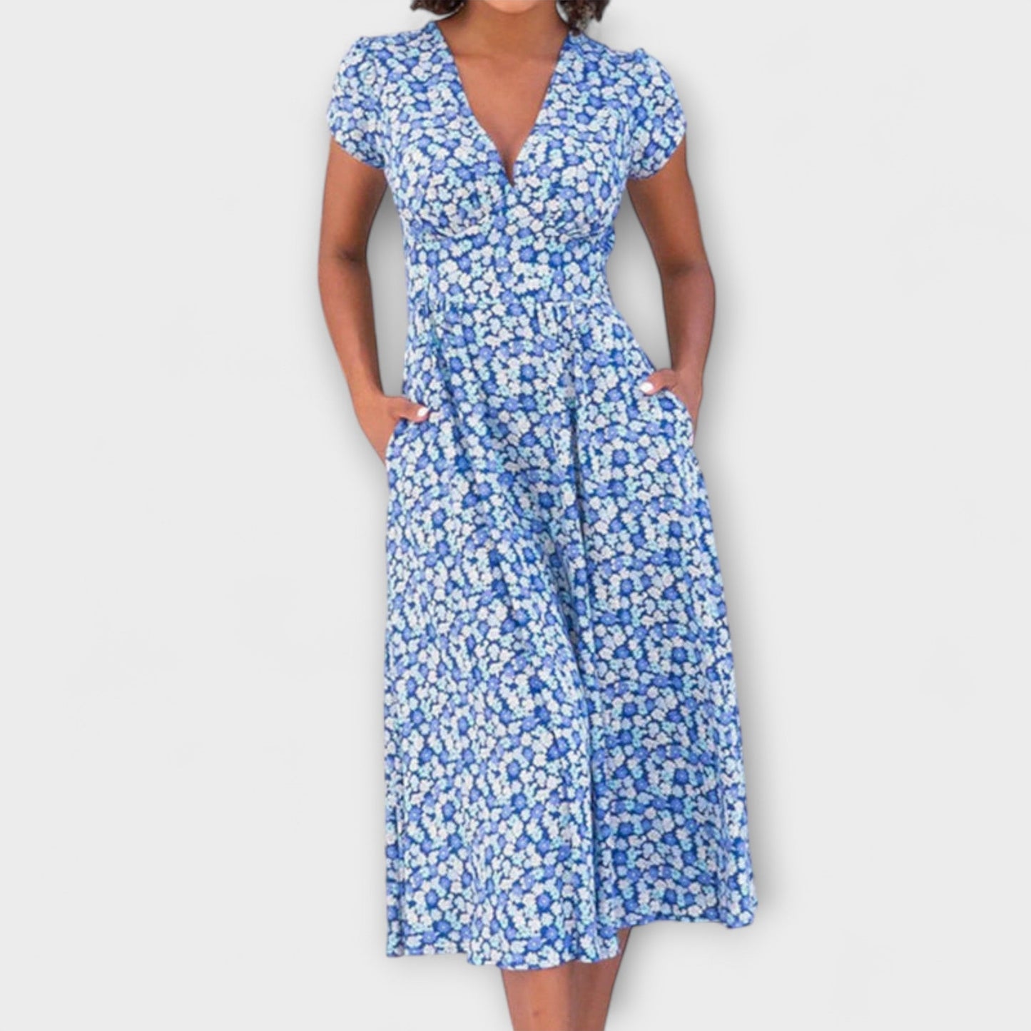 Vestido midi con botones