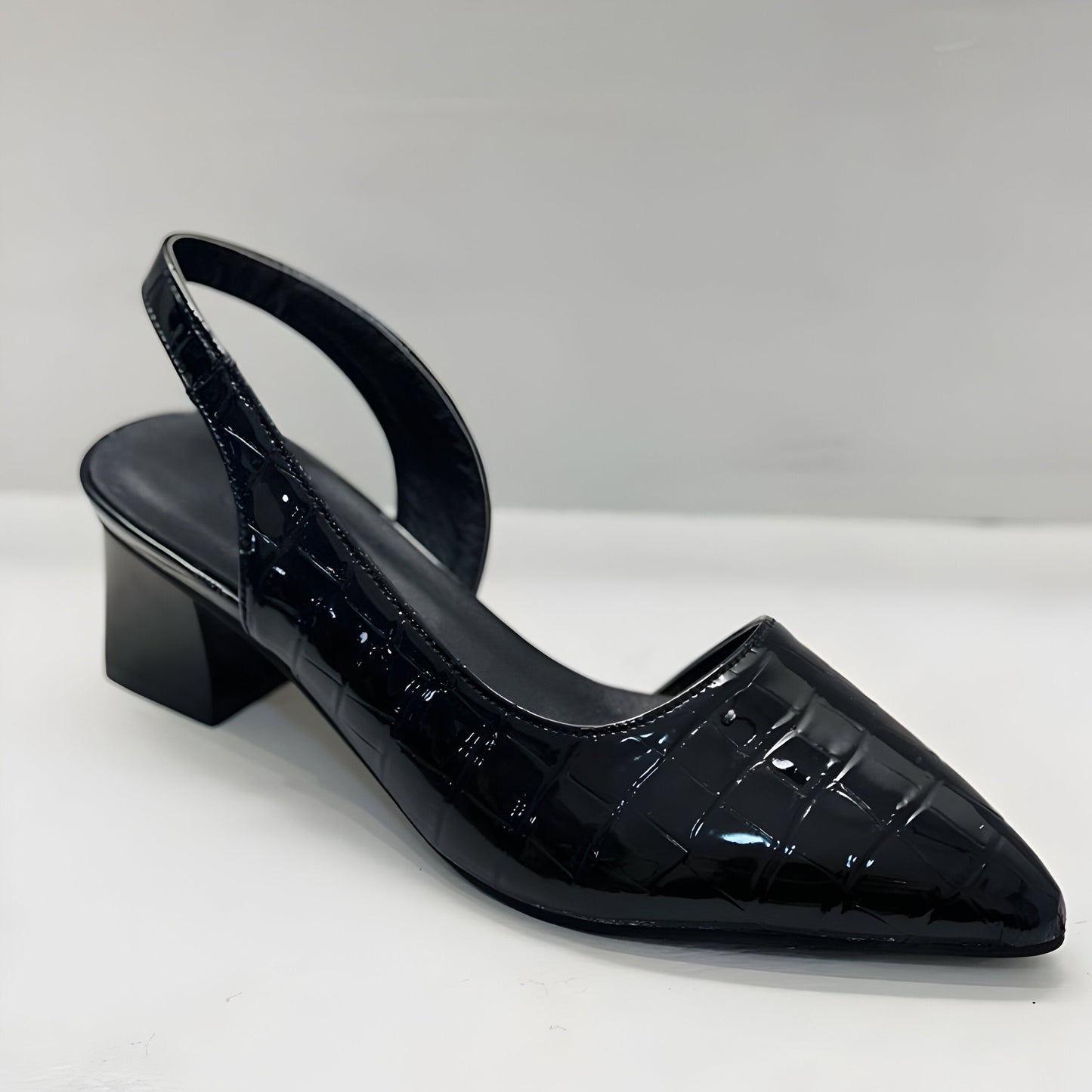 Lynn | Tacones ortopédicos con punta ancha