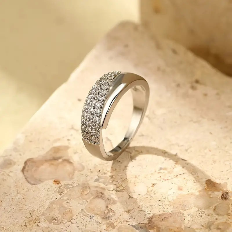 Anillo Elegante de Puerto | Apoyo al Cáncer de Mama