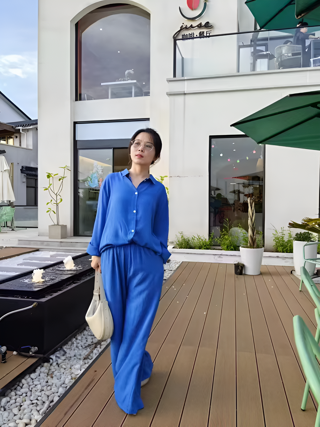 Conjunto de blusa de lino de Lara