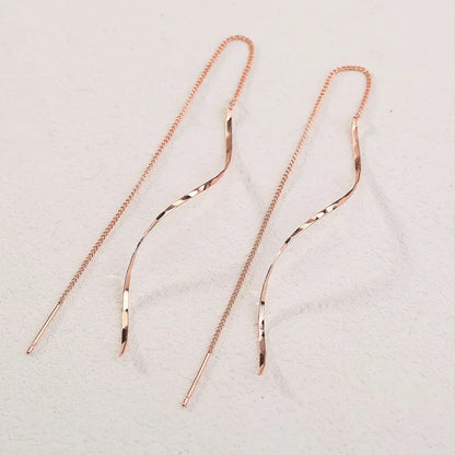 Pendientes largos con diseño único