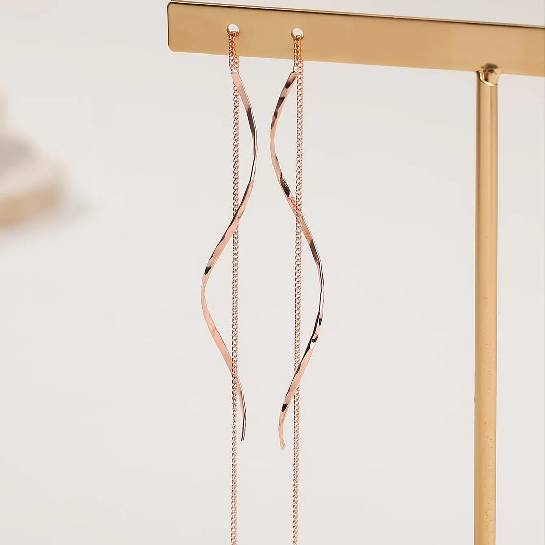 Pendientes largos con diseño único