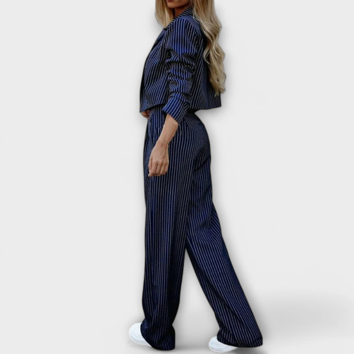 Alexi – Conjunto con elegancia relajada