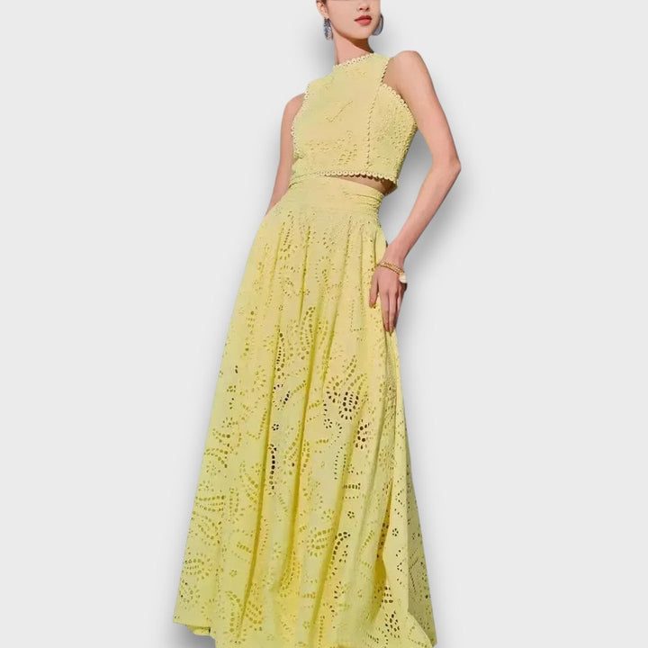 Lorina – Conjunto Doble con Romance de Corte