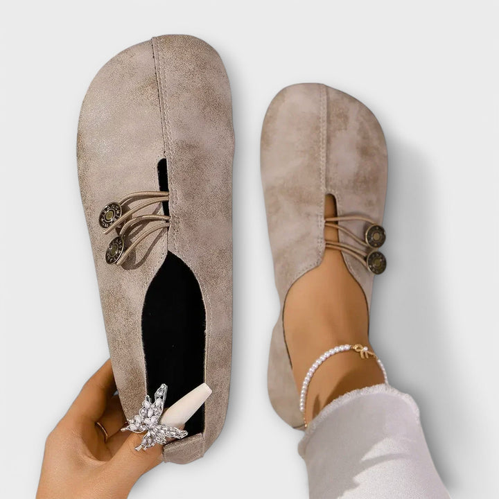 Zapatos Loafer Naira de Cuero Suede - Comodidad y Elegancia en Cada Paso