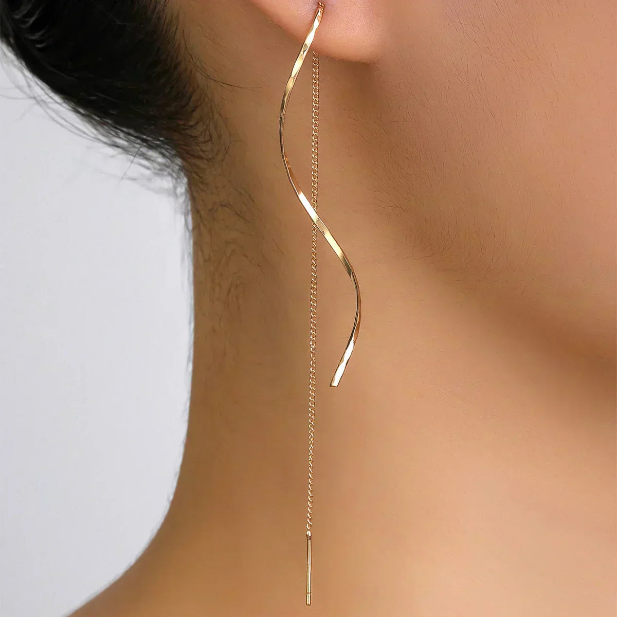 Pendientes largos con diseño único