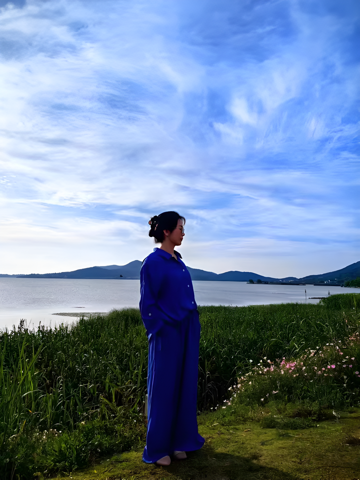 Conjunto de blusa de lino de Lara