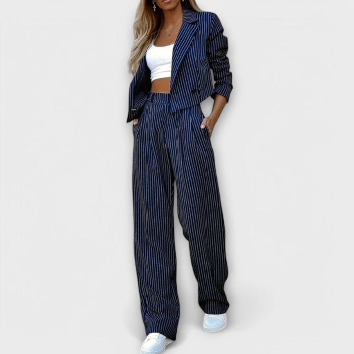 Arnora – Traje de blazer con patrón a rayas