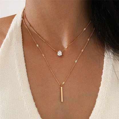Conjunto de joyería de cuello vintage con colgantes de oro