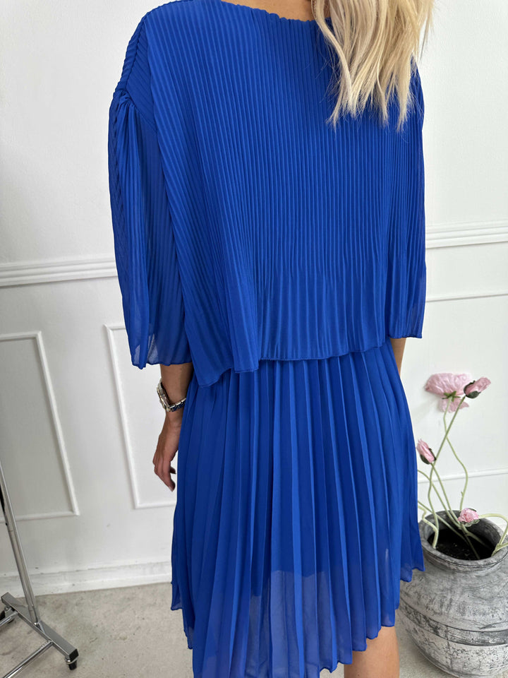 Cristina - Vestido inflable dulce con capa de rafia