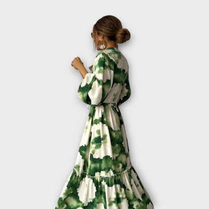 Vestido maxi verde con mangas largas y corte en V