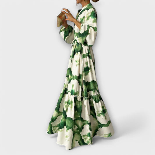 Vestido maxi verde con mangas largas y corte en V