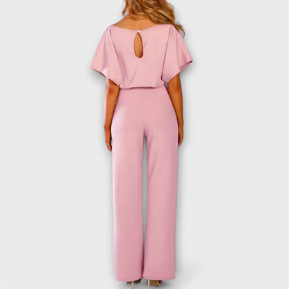 Nuria – Pantalones cortos oscuros con silueta elegante