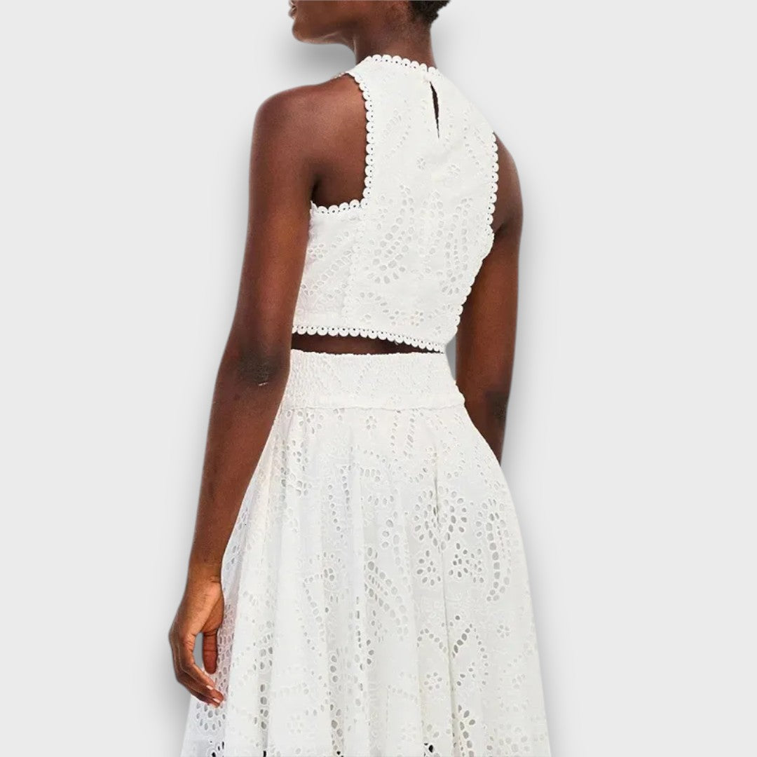 Lorina – Conjunto Doble con Romance de Corte