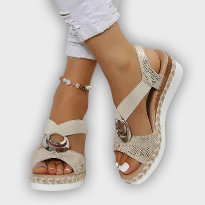 Sandalias ortopédicas para caminar cómodamente con apoyo perfecto