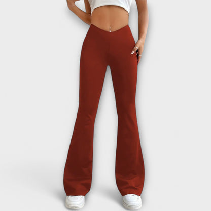 Pantalones anchos con silueta amplia