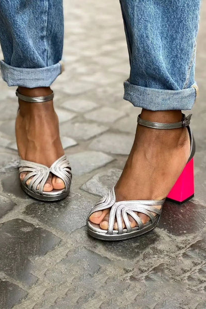 Serafina™ | Sandalias brillantes con tacón cuadrado