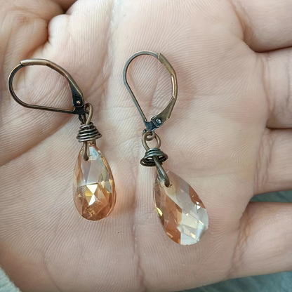 Pendientes boho con piedras brillantes