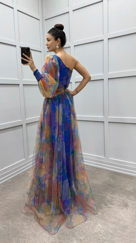 Cecilia | Vestido Elegante con Abertura