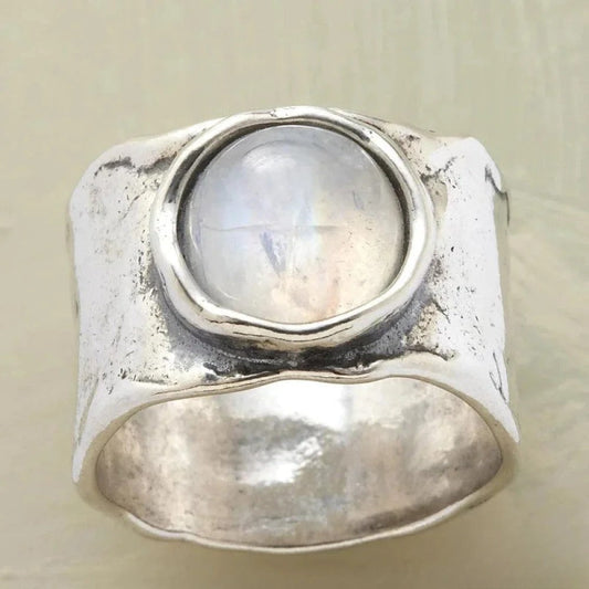 Anillo Antiguo con Piedra Preciosa