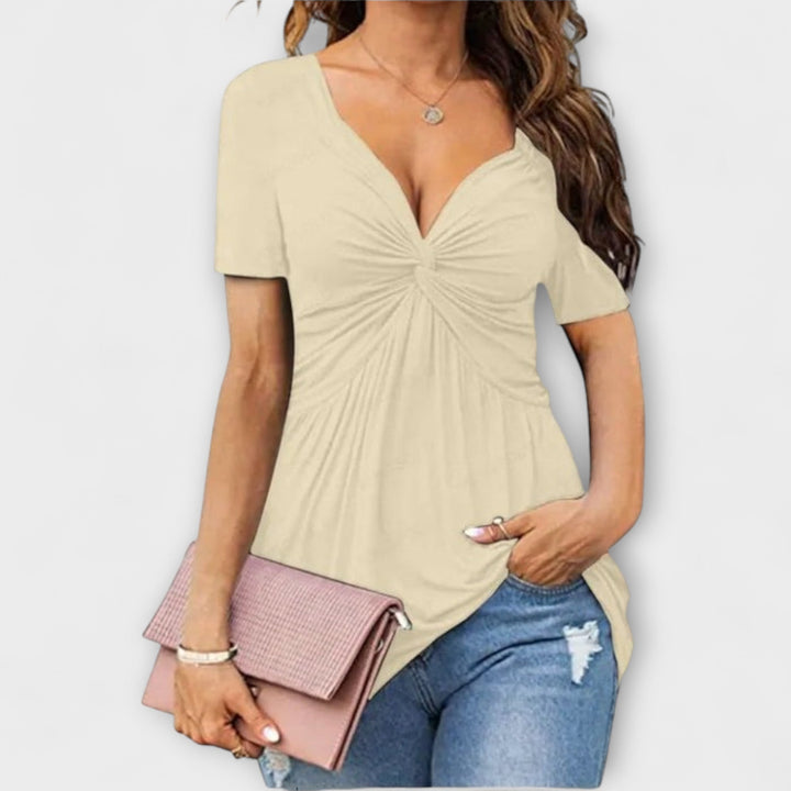 Camiseta para mujeres con cuello en V, cómoda y elegante