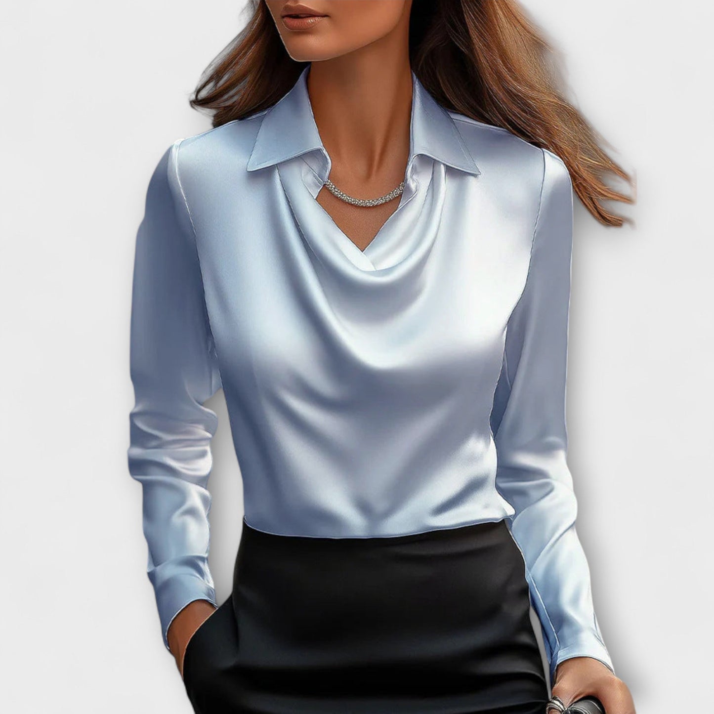 Camisa blanca brillante con cuello con volantes