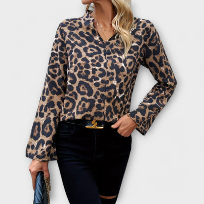 Camiseta de estampado de animales casual con escote en V