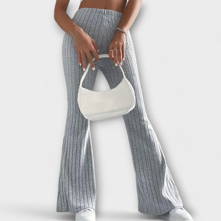 Pantalones elegantes para mujeres con corte destacado