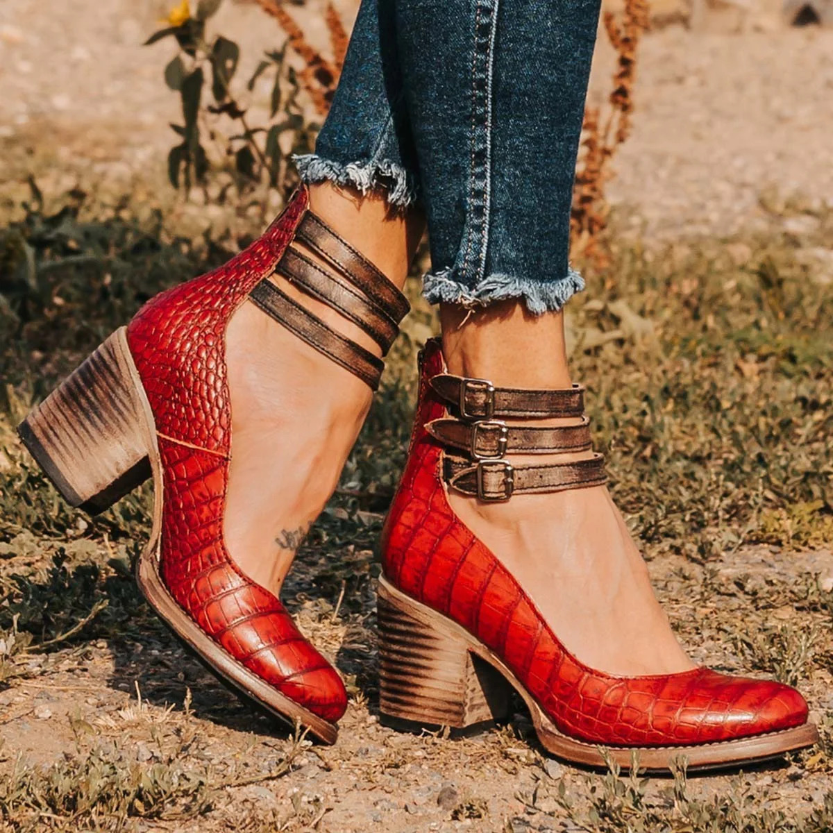 Ginerva™ | Zapatos de tacón con múltiples correas y suela gruesa