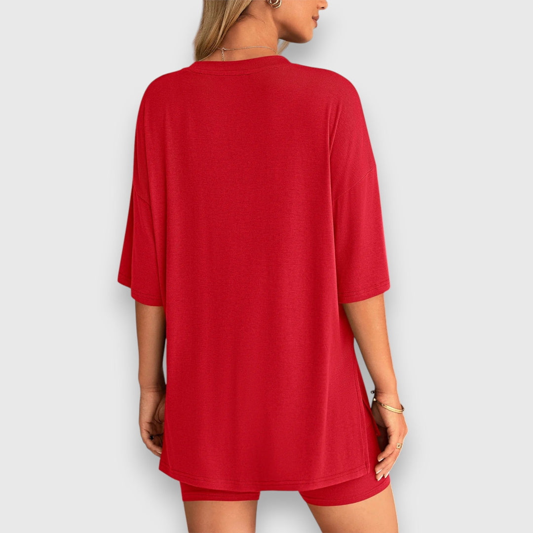 Malia – Conjunto de salón con camiseta oversized y pantalones cortos