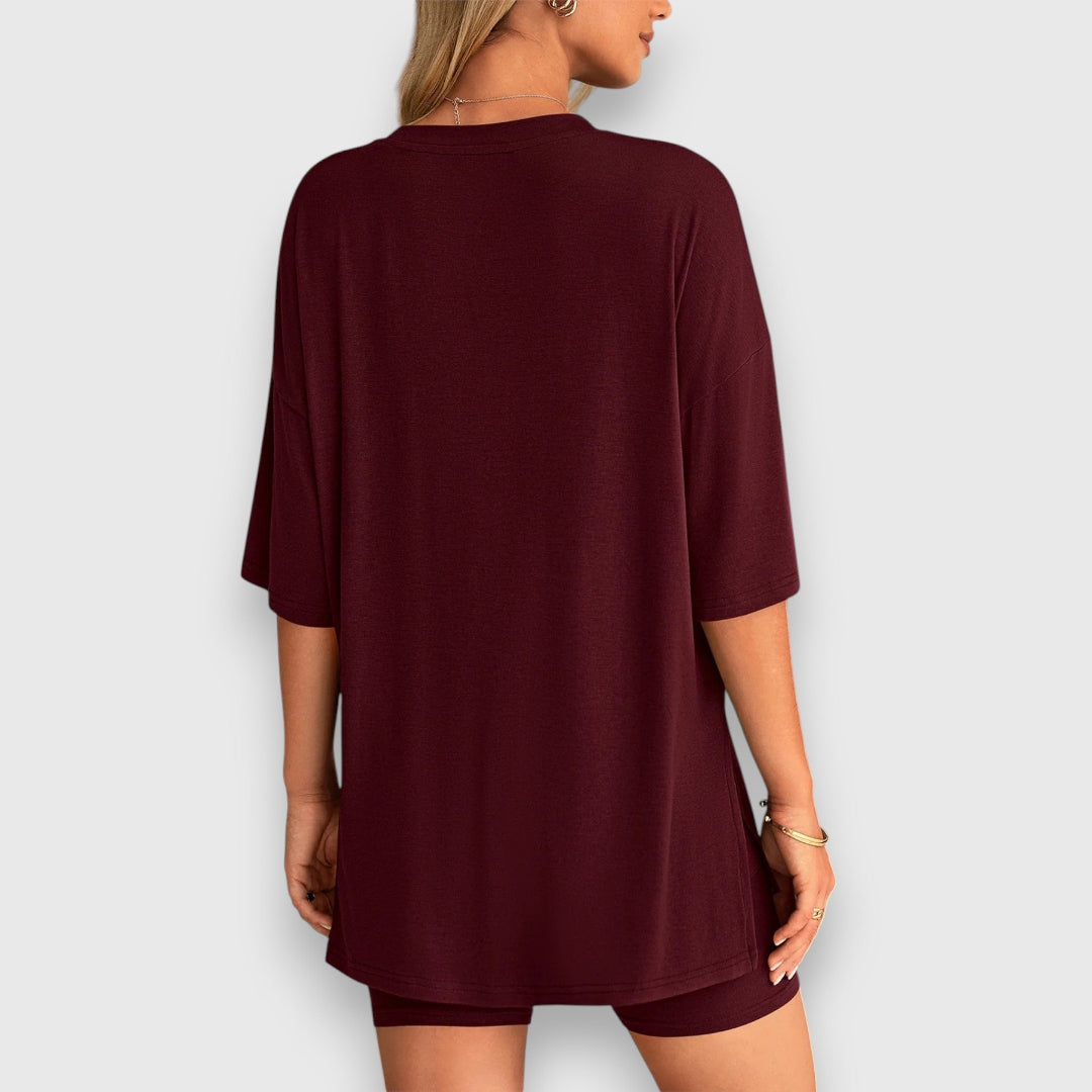 Malia – Conjunto de salón con camiseta oversized y pantalones cortos