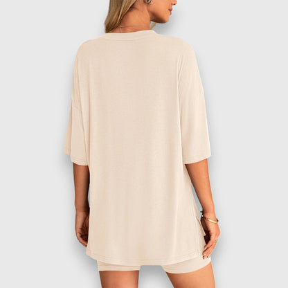 Malia – Conjunto de salón con camiseta oversized y pantalones cortos