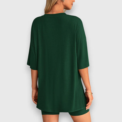 Malia – Conjunto de salón con camiseta oversized y pantalones cortos