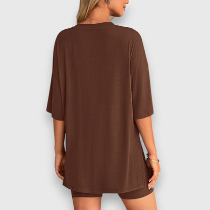 Malia – Conjunto de salón con camiseta oversized y pantalones cortos