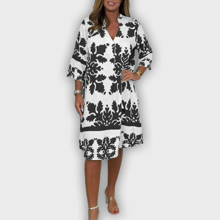 Vestido de verano ligero con colores brillantes