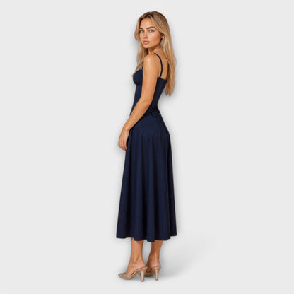 Vestido midi con bolsillos - Kiyona