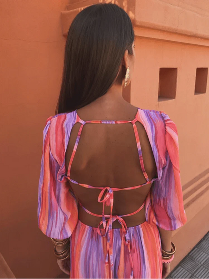 Pluma | Vestido elegante con cortes