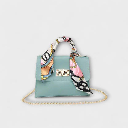 Bolso de mano de cuero marrón elegante con cierre dorado