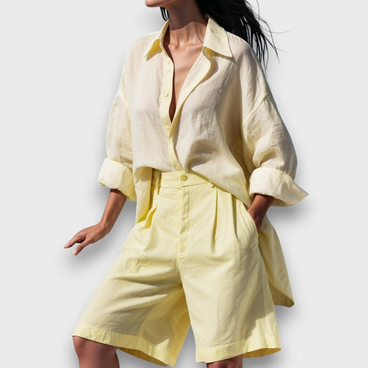 Eisa – Conjunto de camiseta con pantalones cortos